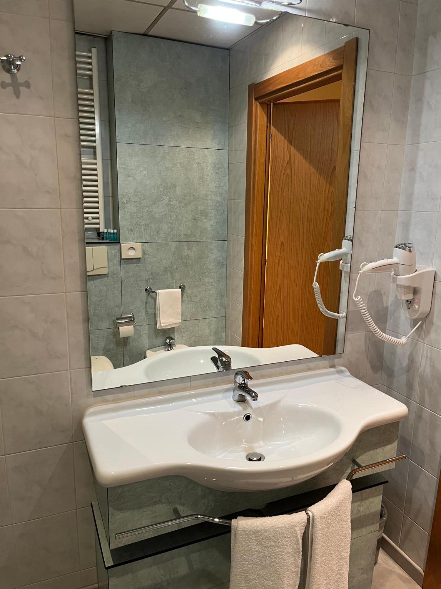 ליסונה Hotel Re מראה חיצוני תמונה