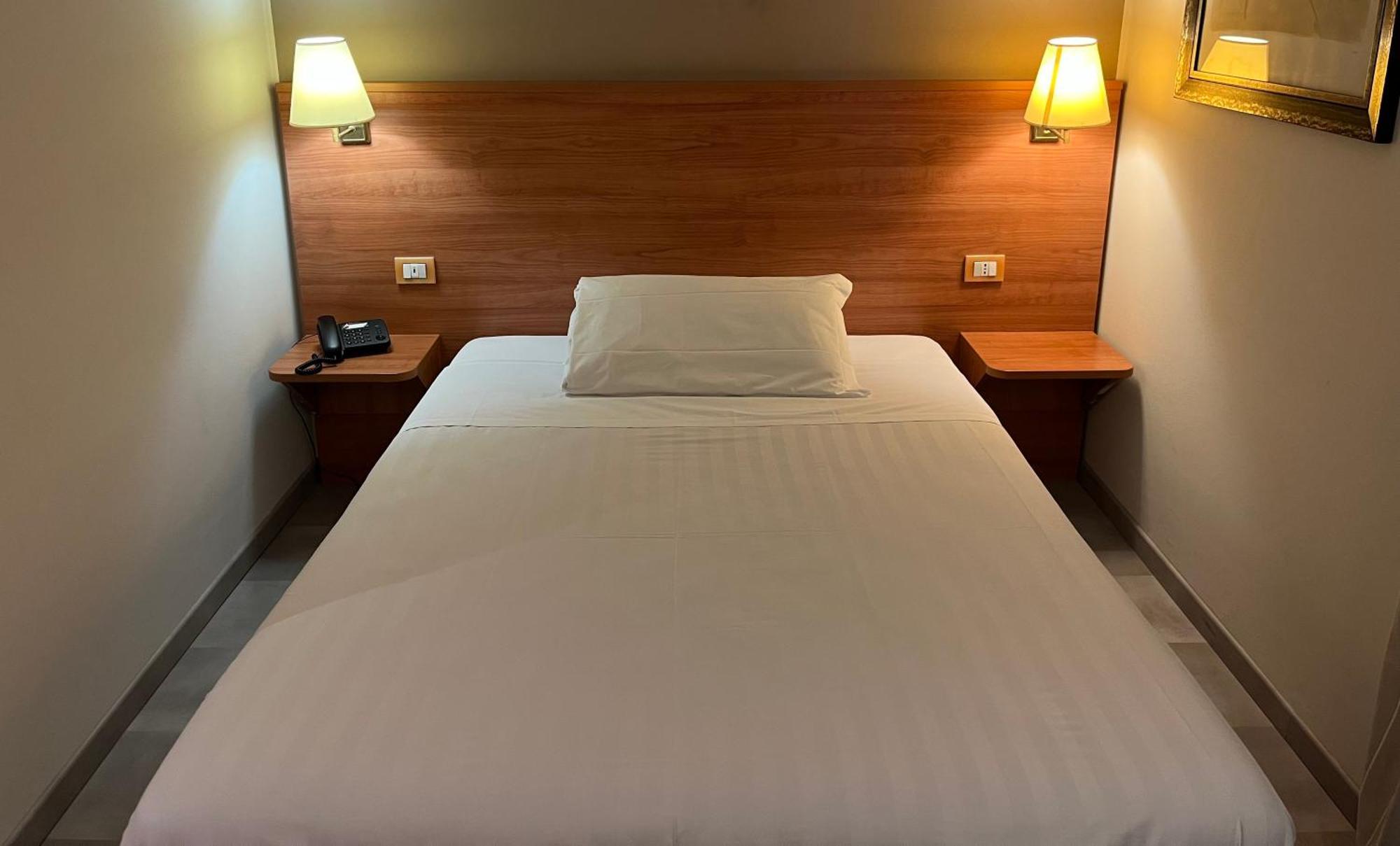 ליסונה Hotel Re מראה חיצוני תמונה